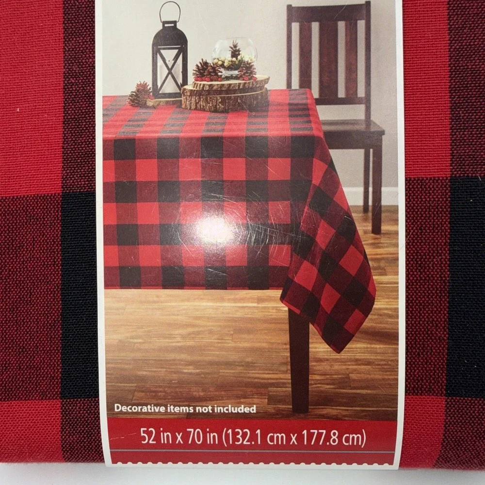 Holiday Time Fabric Tablecloth 52 in x 70 in Rectangle Red‎ Black Plaid